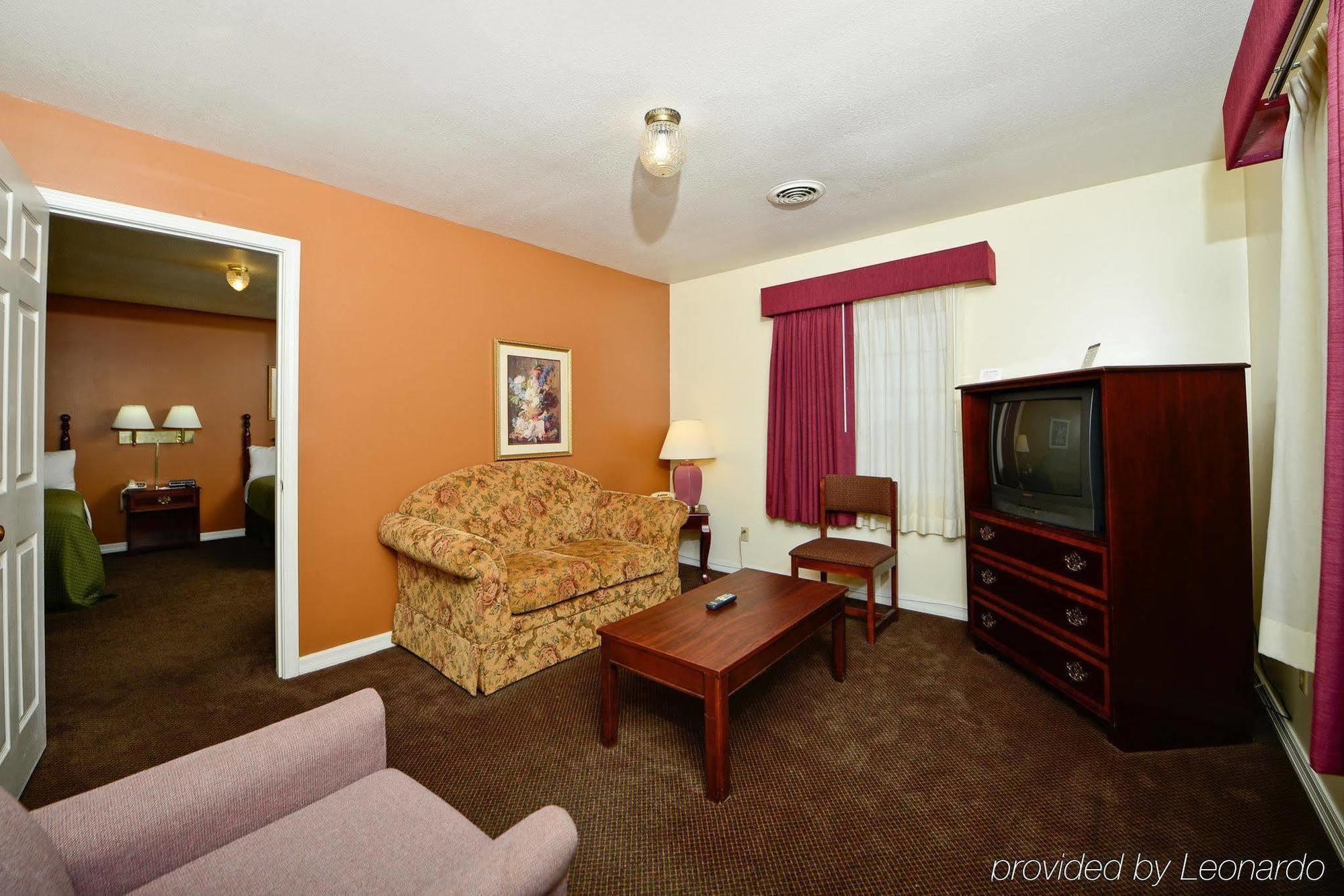 Days Inn And Suites By Wyndham Sikeston Chambre photo